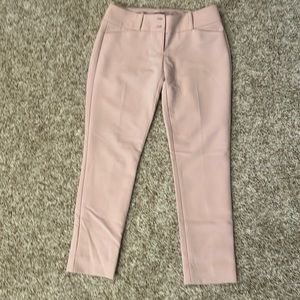 The Limited light pink ankle length trousers. Size 0